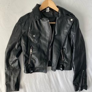Cropped leather jacket